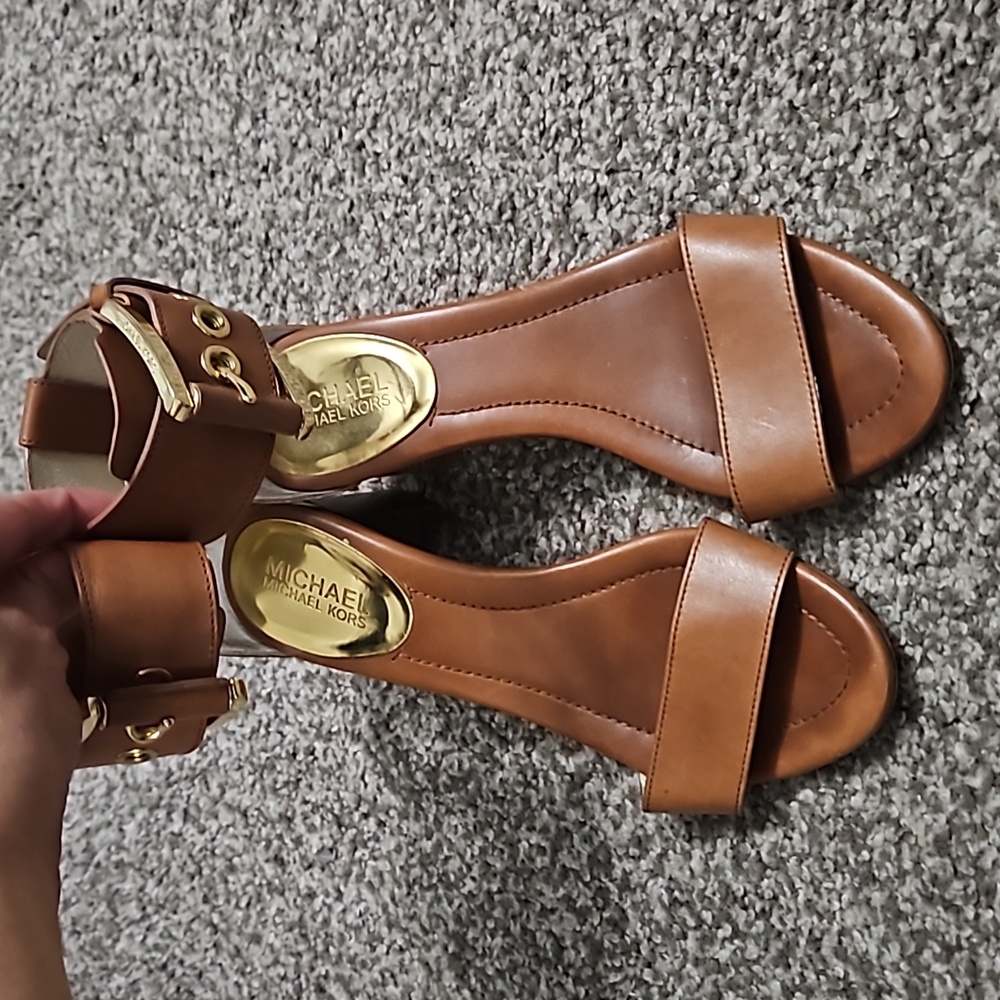 EUC Michael Kors Sandals